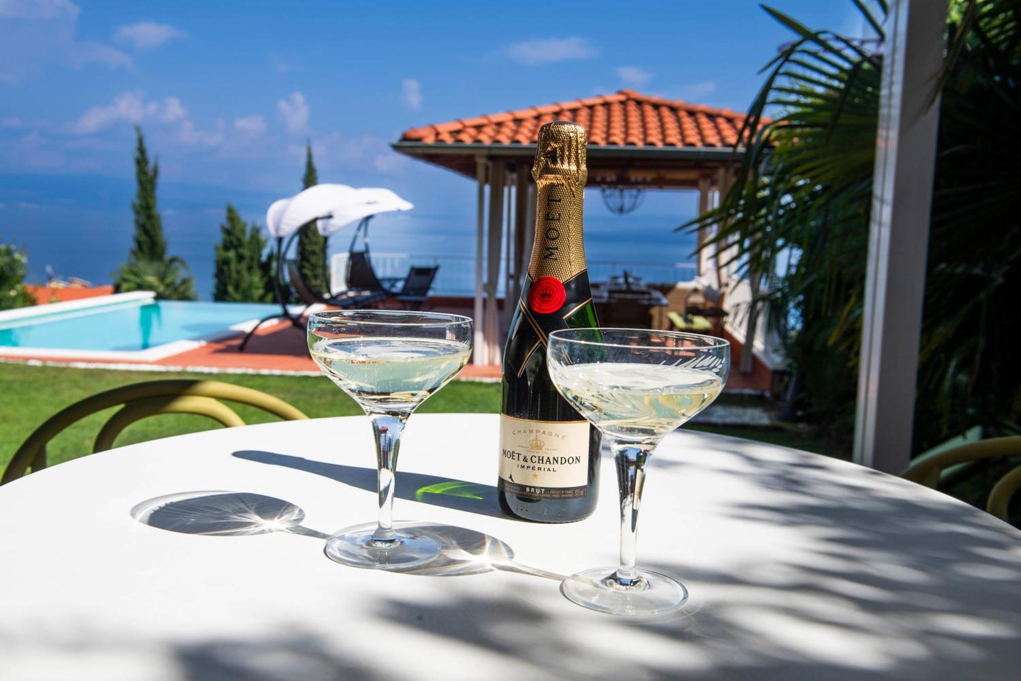 - 150m To The - Infinity Pool - Incredible Sea View - Fitness *